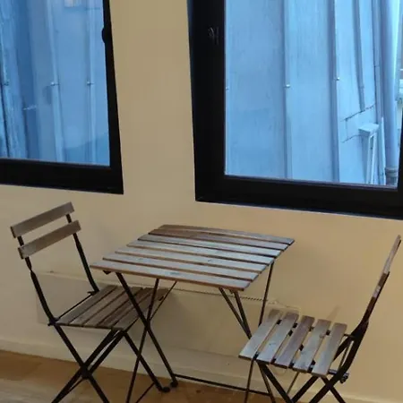 Charmant T2 Quartier Montmartre Metro Abbesses * Париж